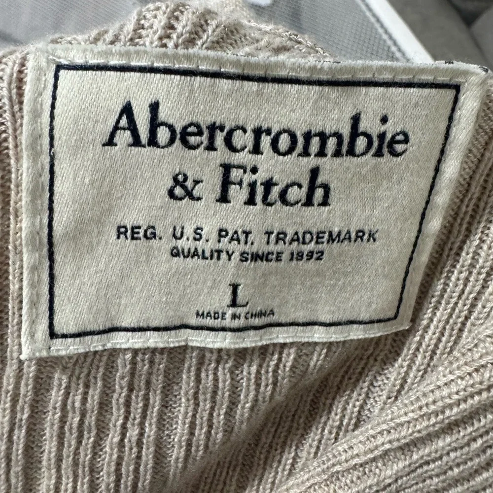 Abercrombie Zip Cardigan Size Large